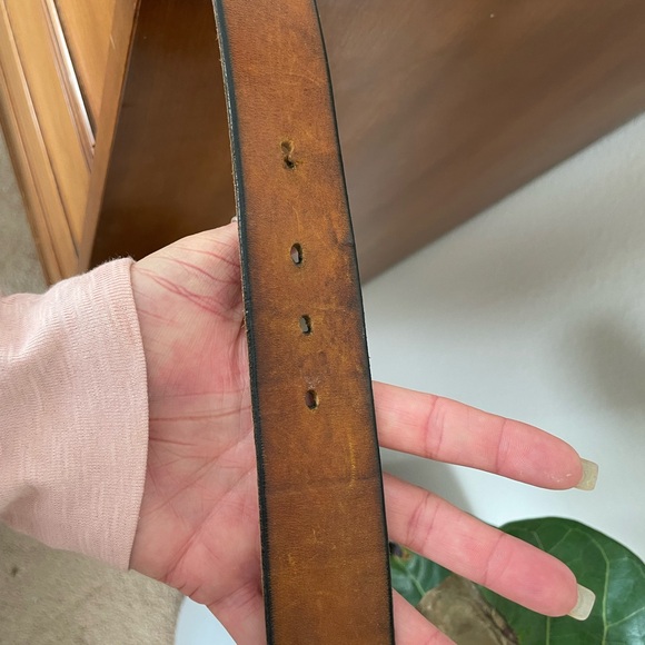 Distressed Leather and Agate 29” Belt - Picture 2 of 3